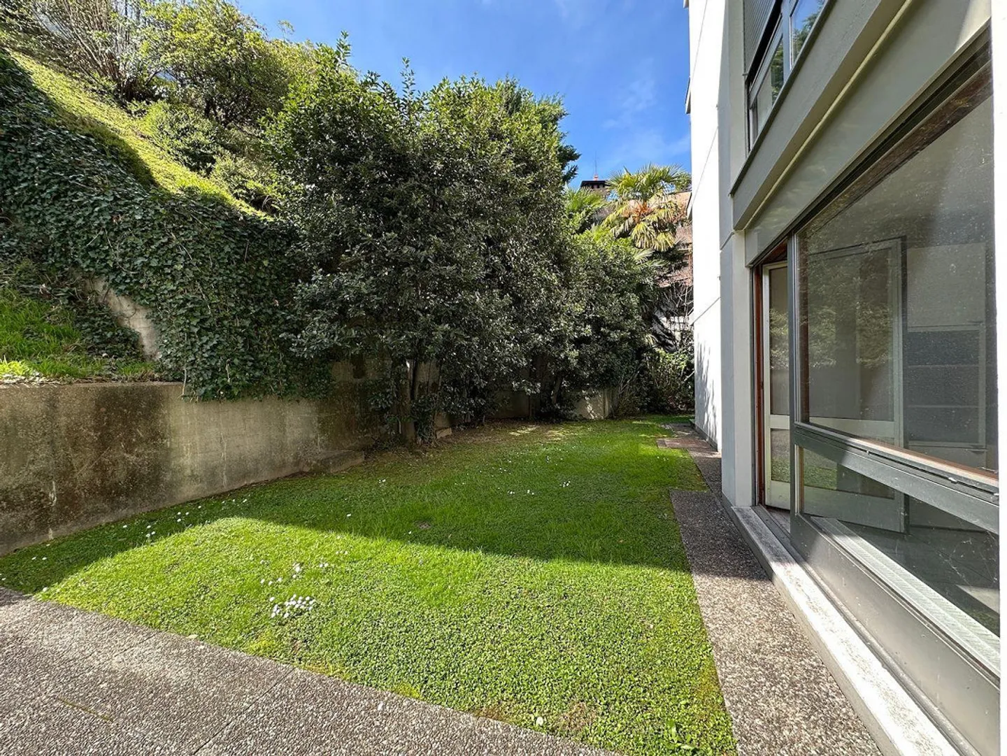 Studio in prestigious residential complex with garden in Paradiso - Photo 5 of 6