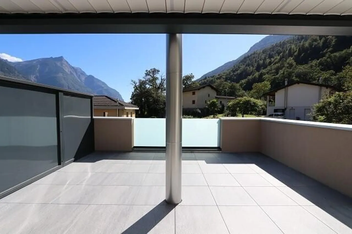 lussuosa villetta gemella di 5 1/2 locali - Foto 10 di 13