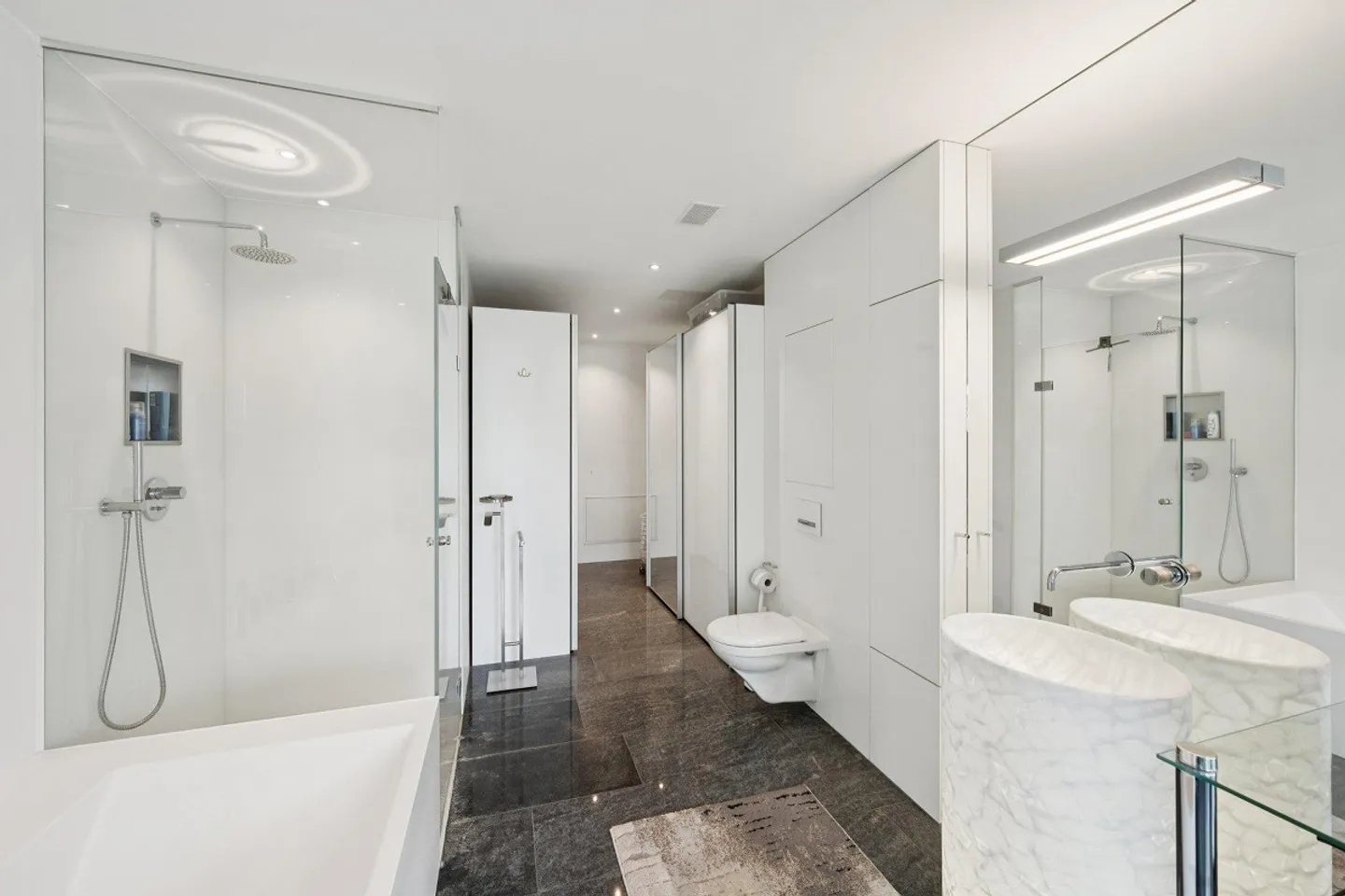 Vie moderne dans un emplacement très recherché - Photo 17 sur 21