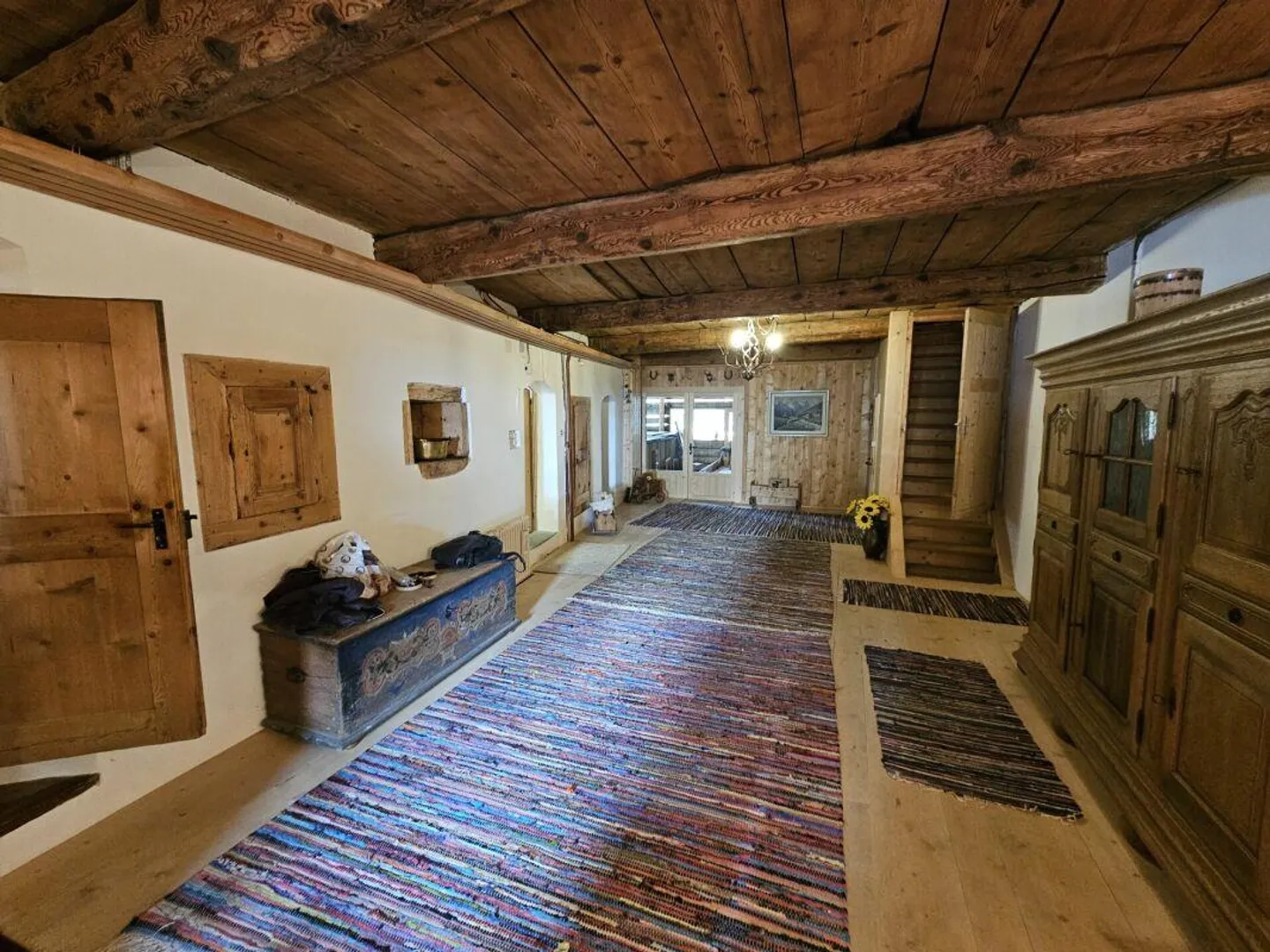 Fascino alpino e storia - Casa bifamiliare del 1729 a Filisur - Foto 3 di 5