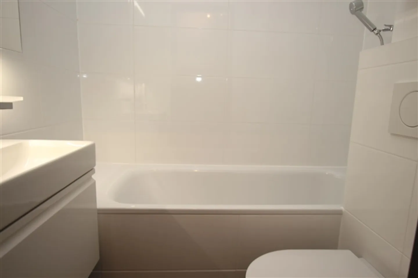 appartement studio - Photo 3 sur 6