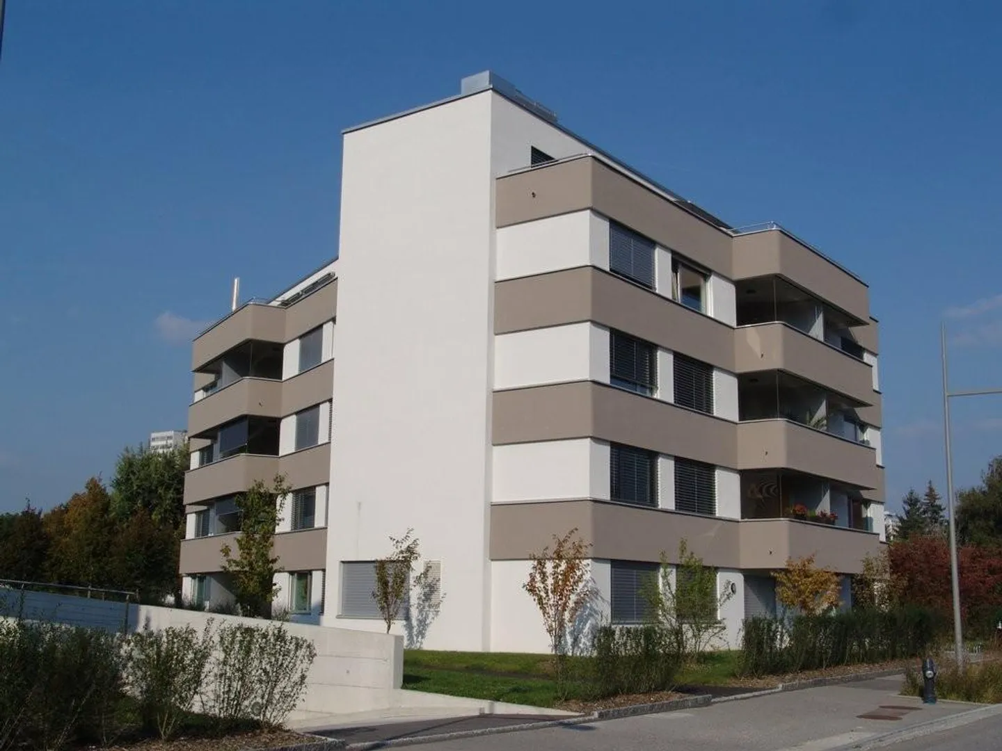 Appartamento moderno vicino a WestSide - Foto 1 di 4