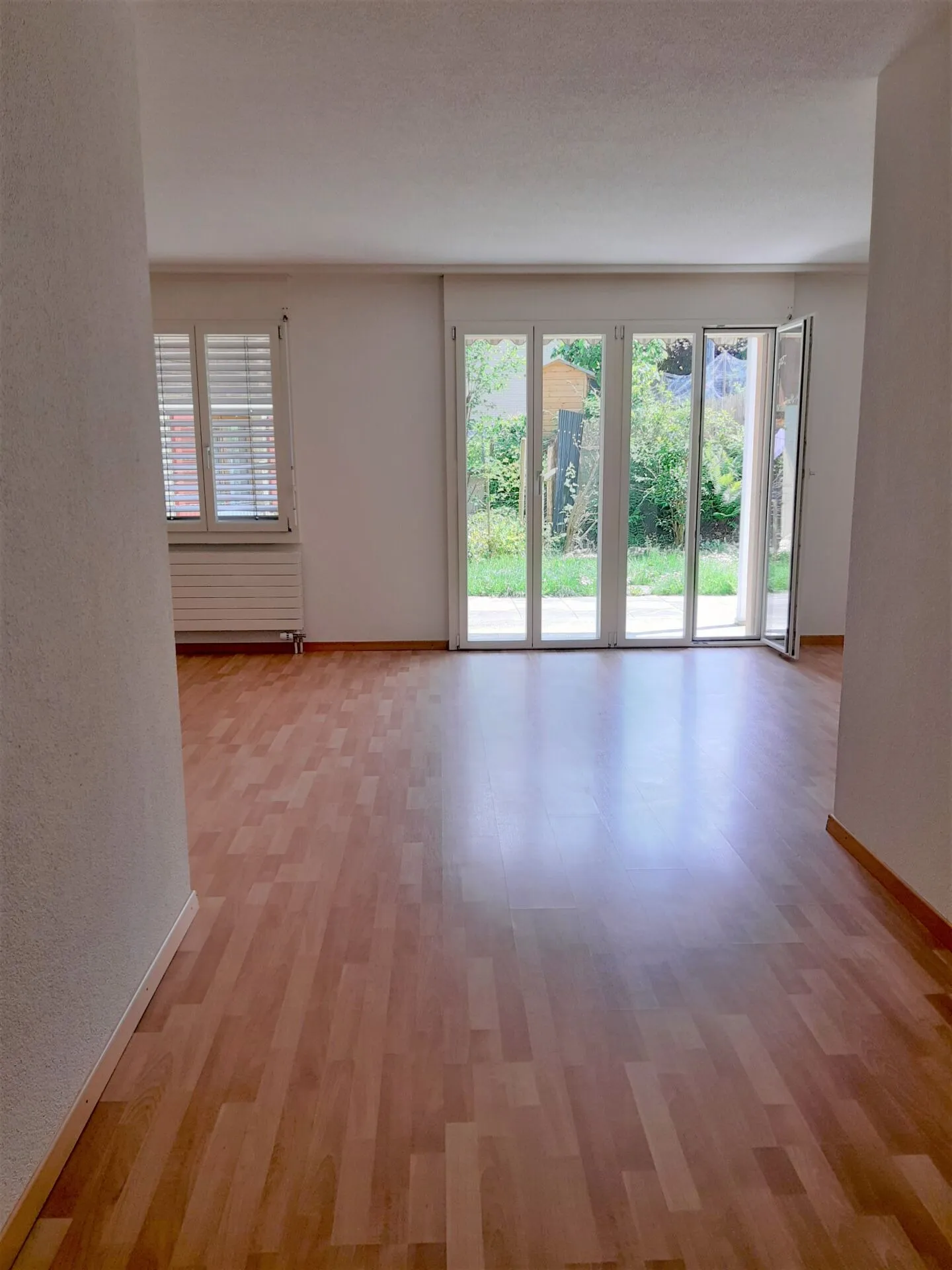 3.5-room ground floor apartment with garden - Photo 6 of 14
