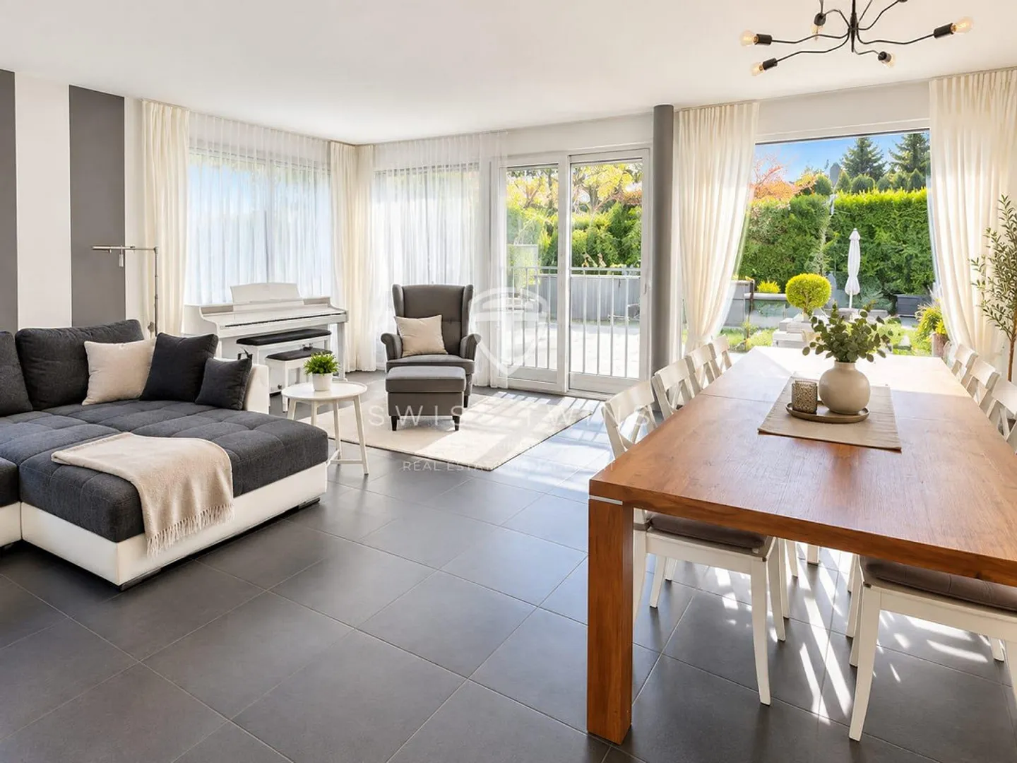 Modernes 6.5-Zimmer-Einfamilienhaus mit Wellnessoase in Emmenbrücke - Photo 4 sur 13