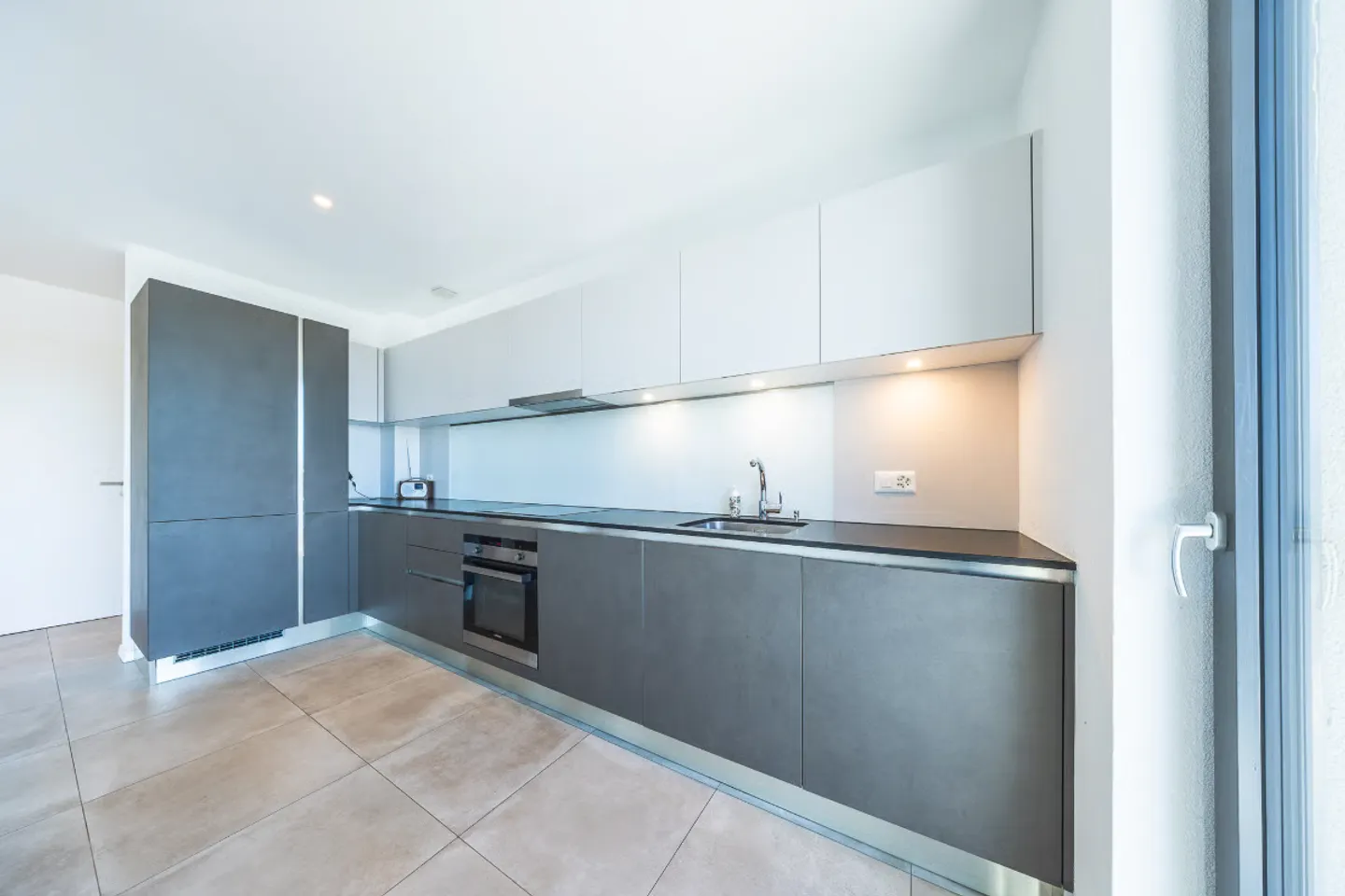 Appartement attique de standing, moderne et lumineux - Photo 10 sur 13