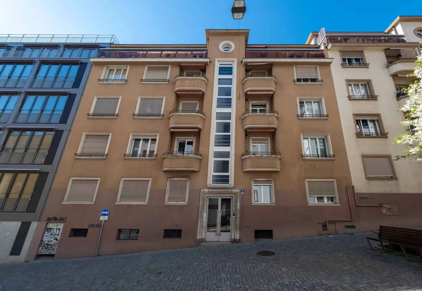 In the heart of the city, charming 1.5 room apartment with balcony - Photo 10 of 10