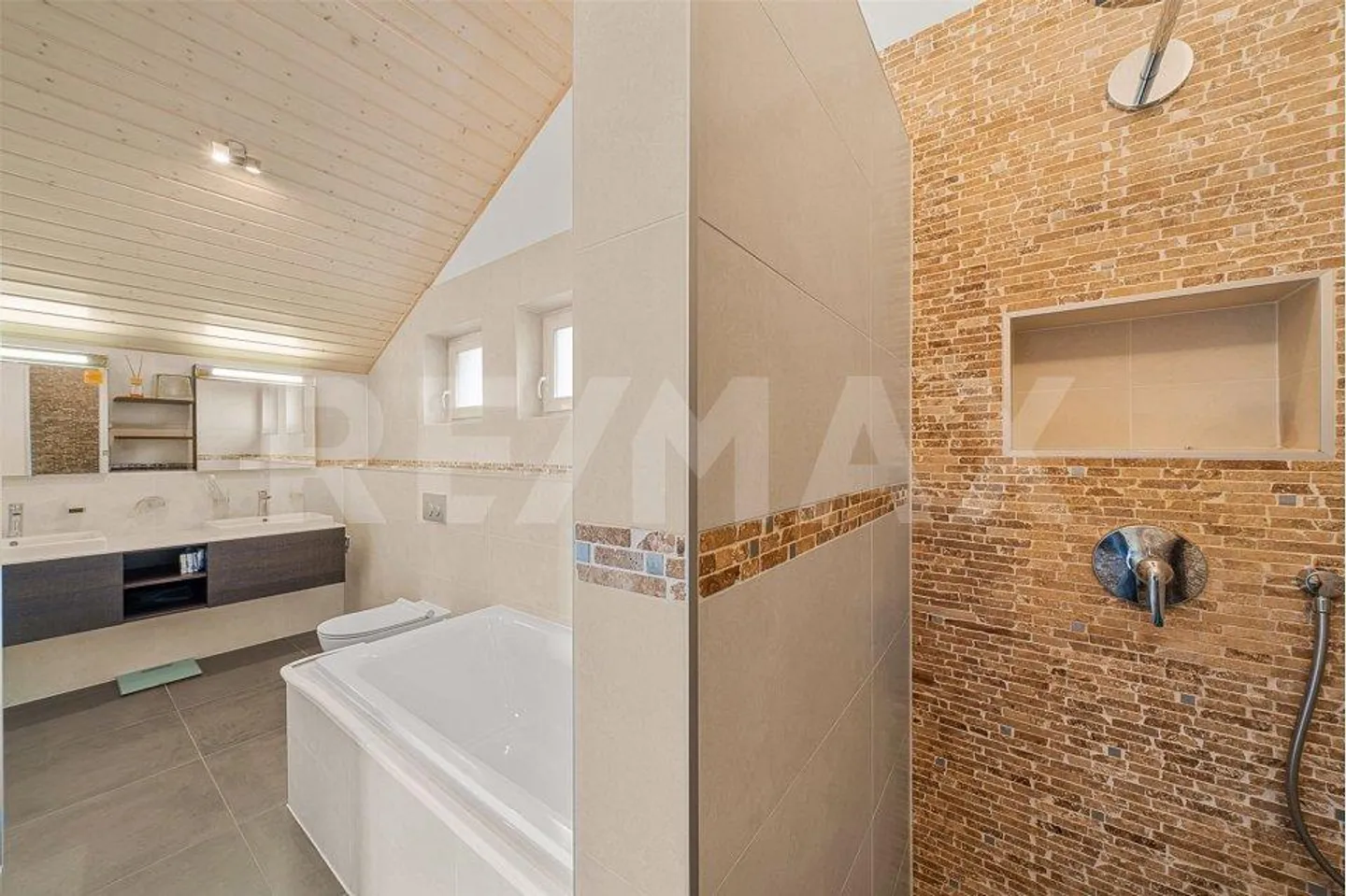 Casa singola in vendita - Foto 11 di 13