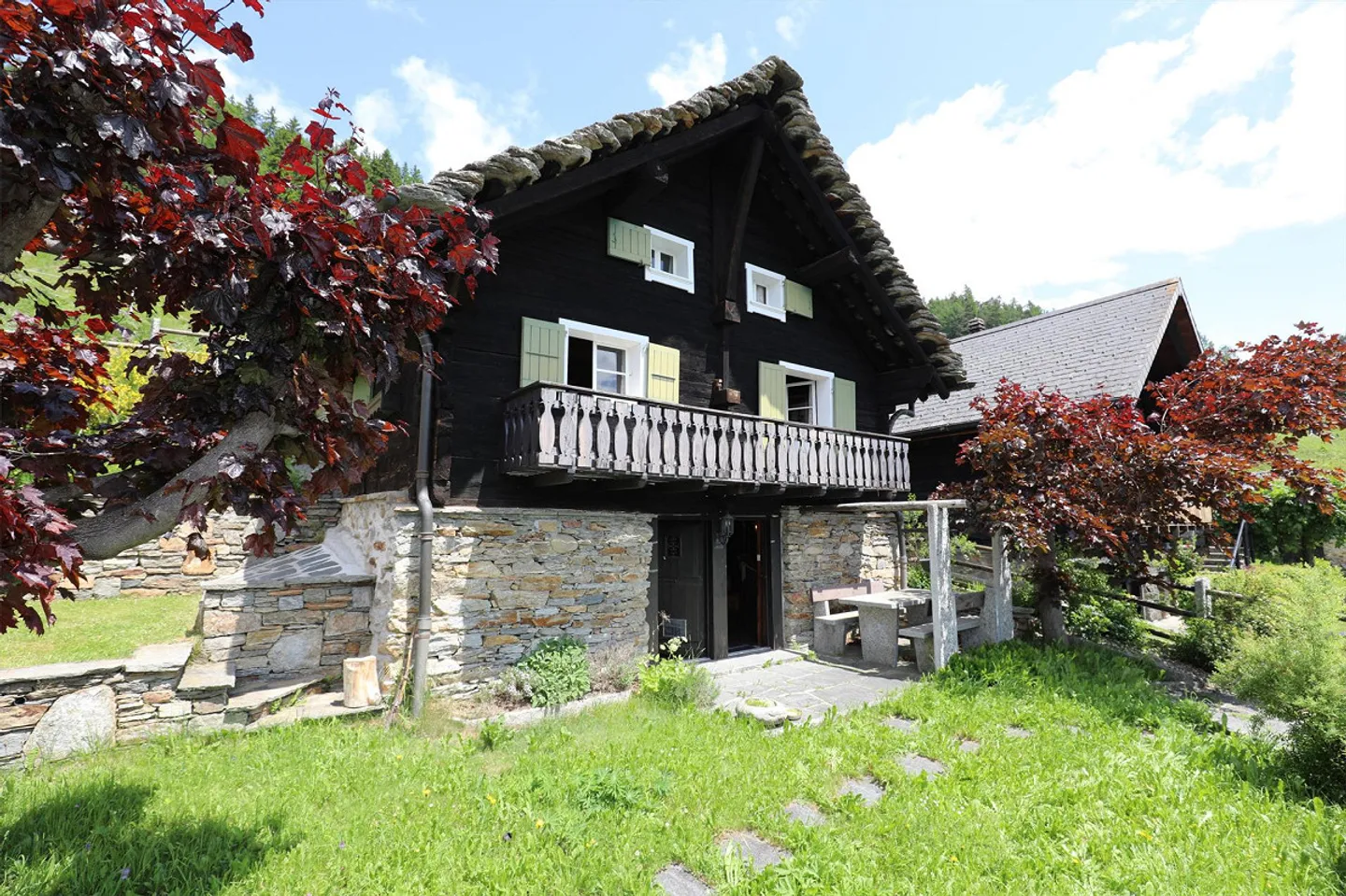 Pure mountain idyll - rustic holiday home in the beautiful Leventina with magnificent views - Photo 2 of 20