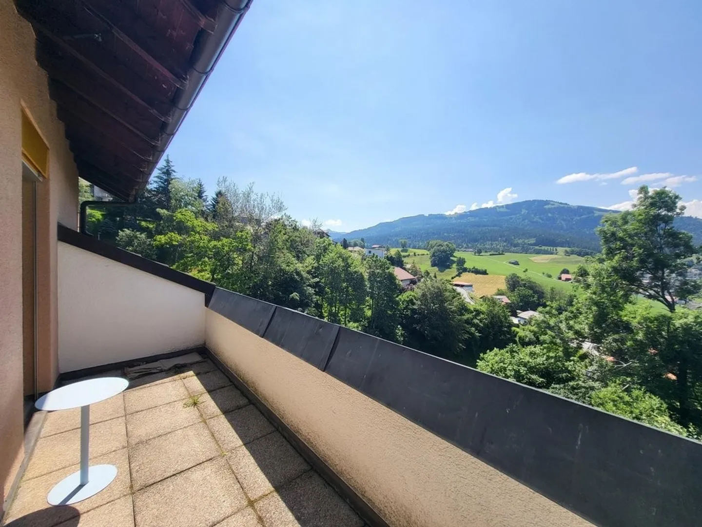 2.5 Room Apartment - Photo 1 of 5