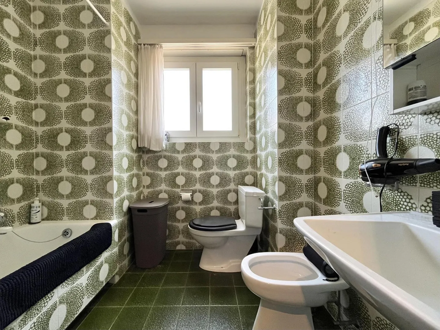 Helle 3,5-ZIMMER-WOHNUNG MIT PANORAMABLICK IN SAVOSA - Foto 9 von 10
