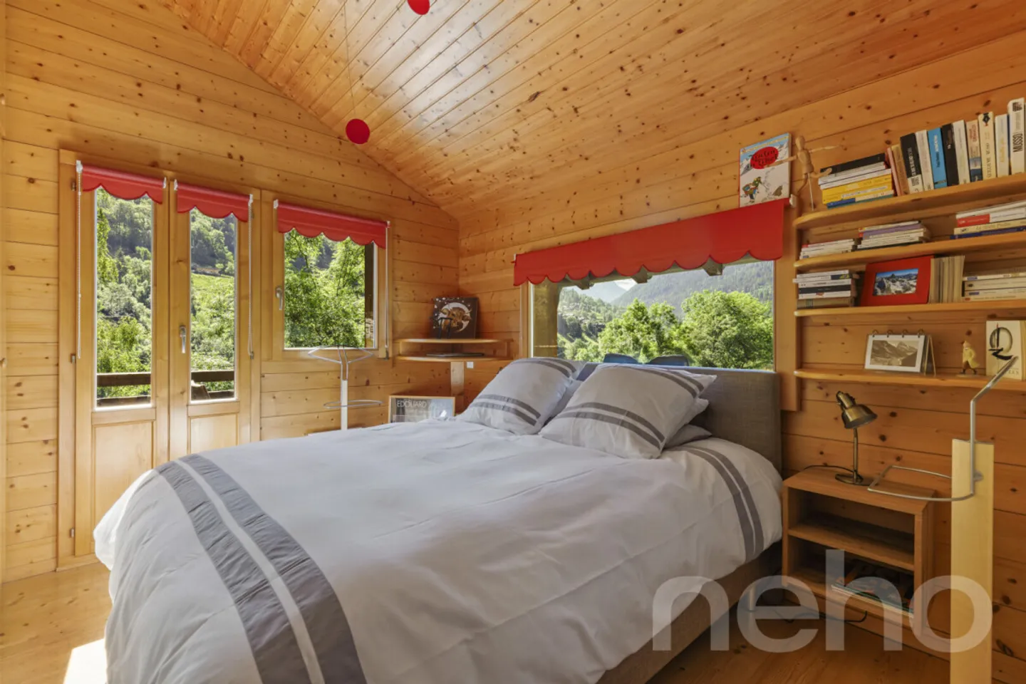 Chalet for sale - Photo 7 of 13