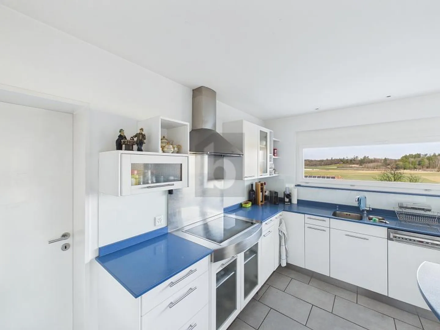 Exklusives Einfamilienhaus mit Aussicht - Foto 4 von 6