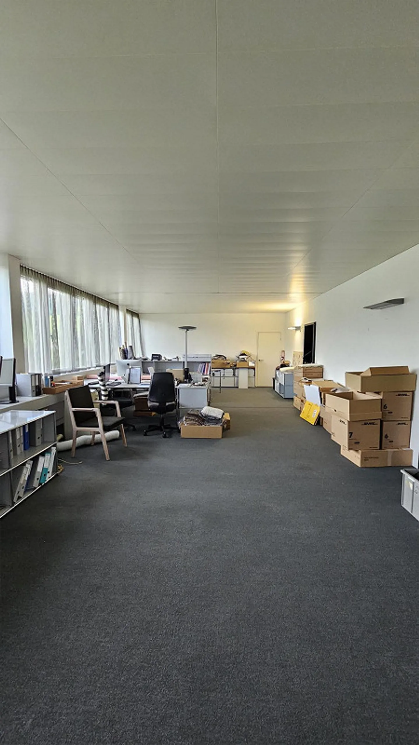 Modern Offices with Good Transport Links - Photo 2 of 5