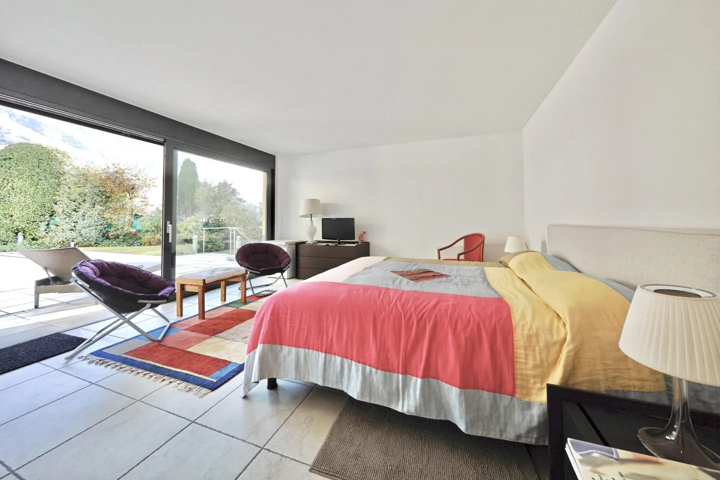 Lugano: Villenartiges Anwesen mit Pool, Garten und privatem Rustico - Foto 11 di 15