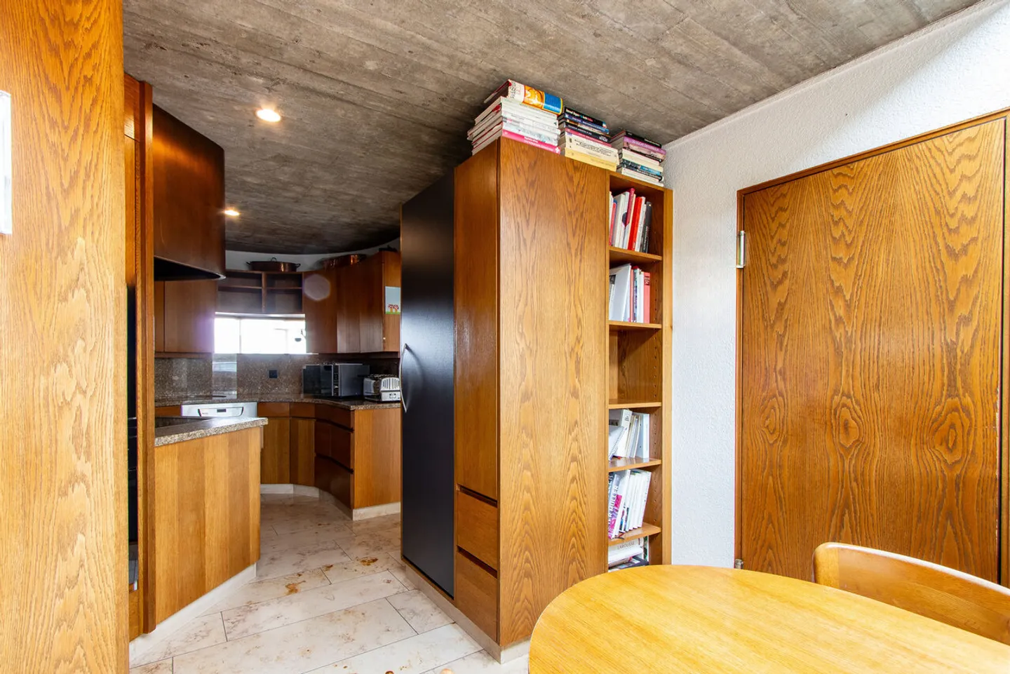 Spaziosa casa unifamiliare di 7,5 stanze con vita discreta e vista panoramica - Foto 14 di 27