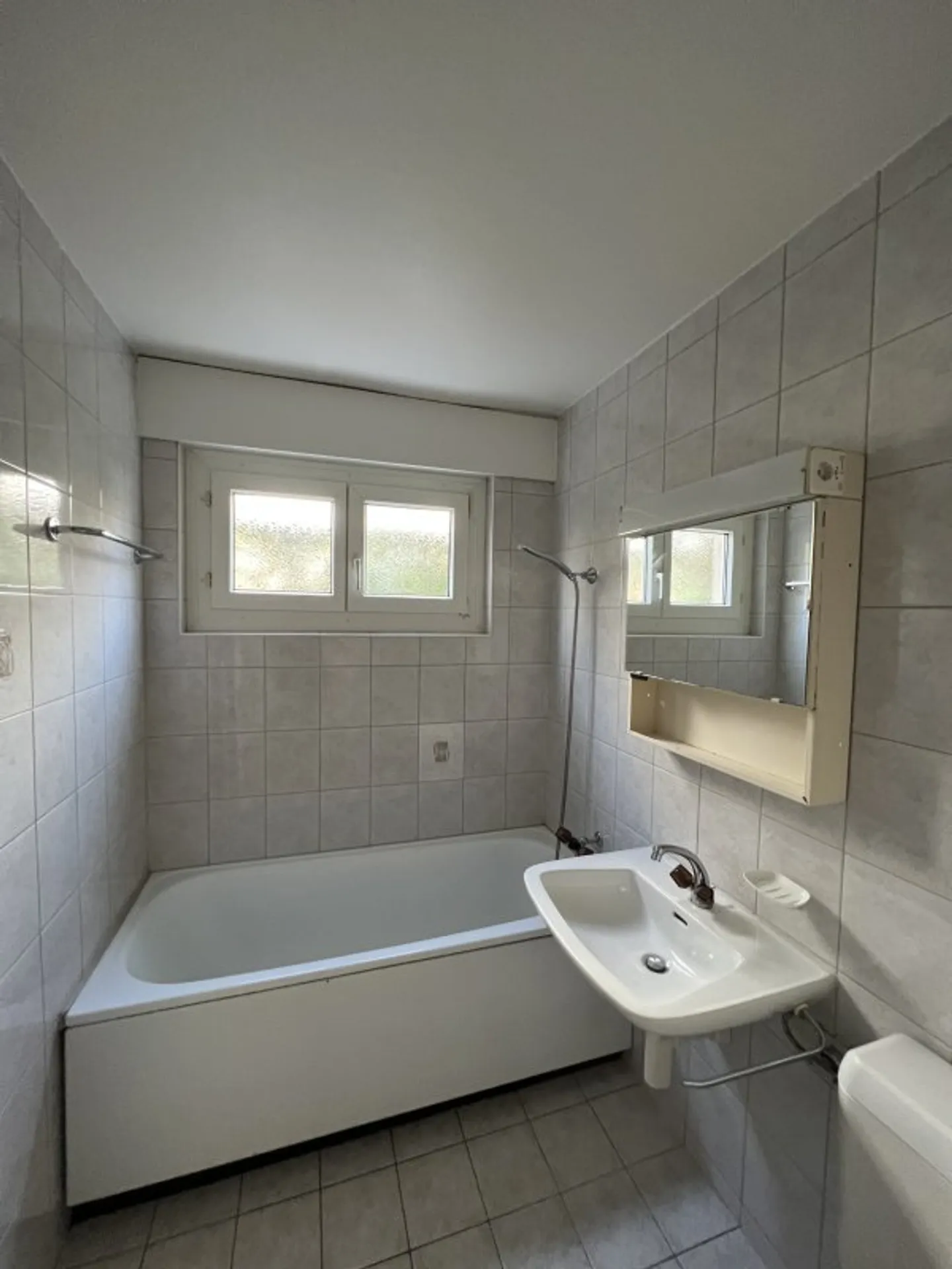 00211 - Appartamento 3 Camere - Rue des Parcs 71 - NEUCHATEL - Foto 5 di 5