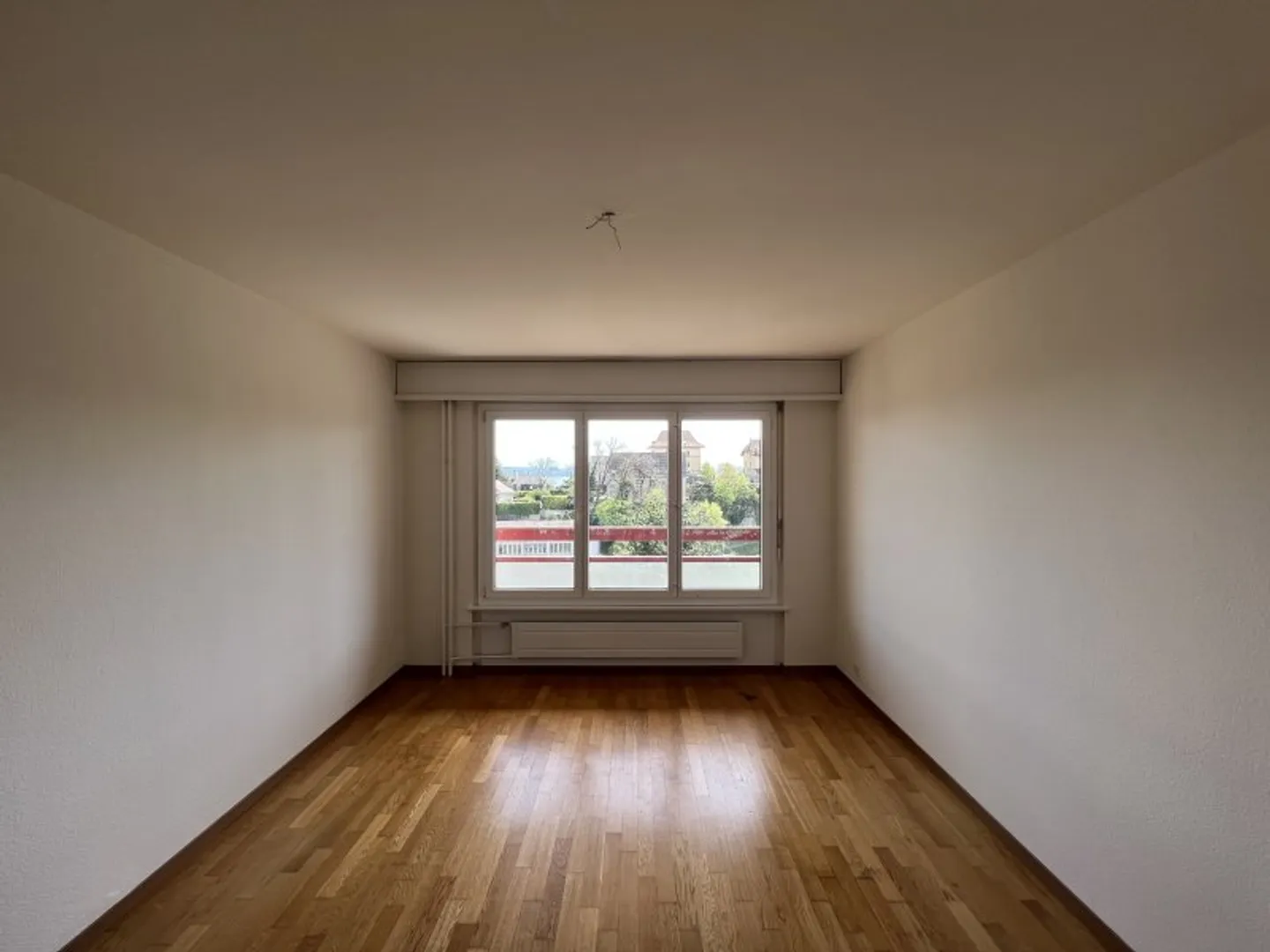 00211 - Appartamento 3 Camere - Rue des Parcs 71 - NEUCHATEL - Foto 2 di 5