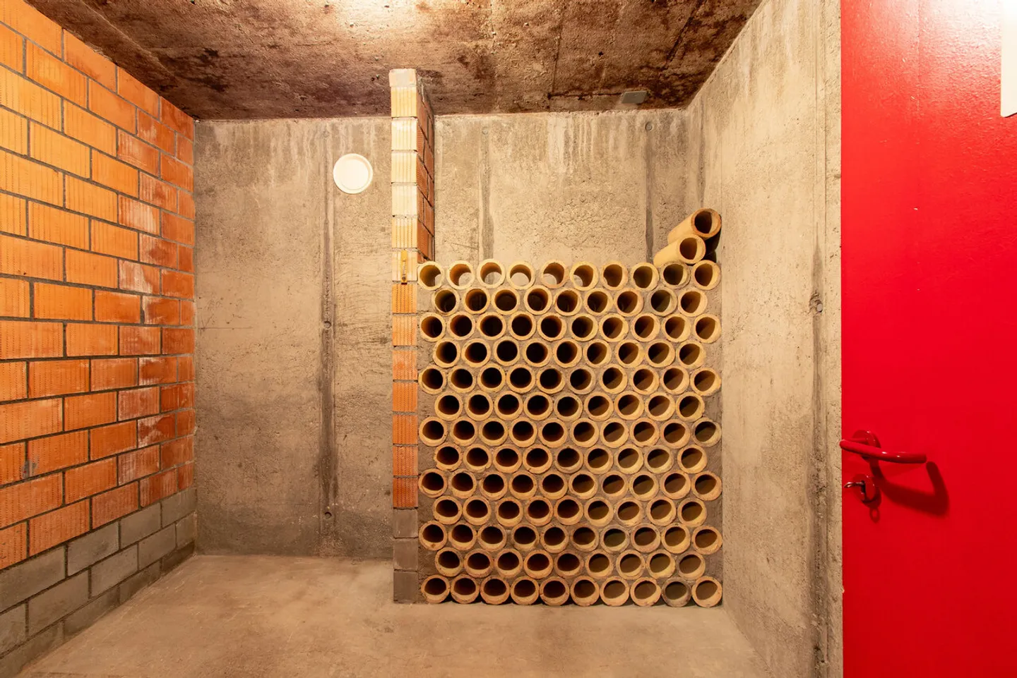 Spaziosa casa unifamiliare di 7,5 stanze con vita discreta e vista panoramica - Foto 25 di 27