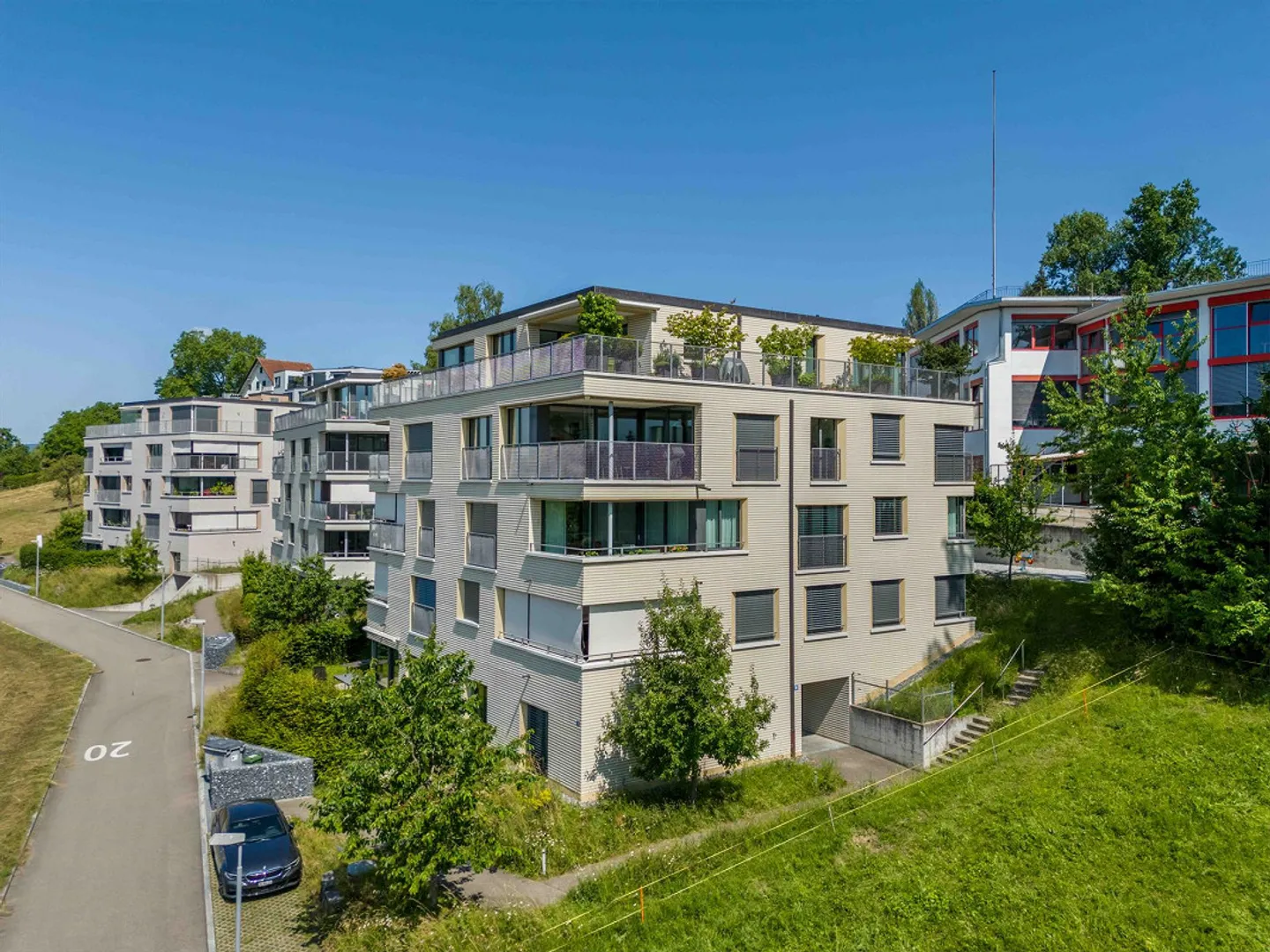 Large Penthouse Apartment with Dreamlike View - Photo 1 of 9