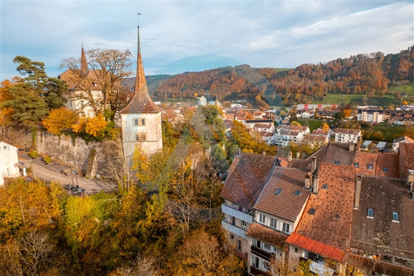Casa di villaggio con 2 appartamenti indipendenti nel cuore del villaggio storico - Foto 6 di 17