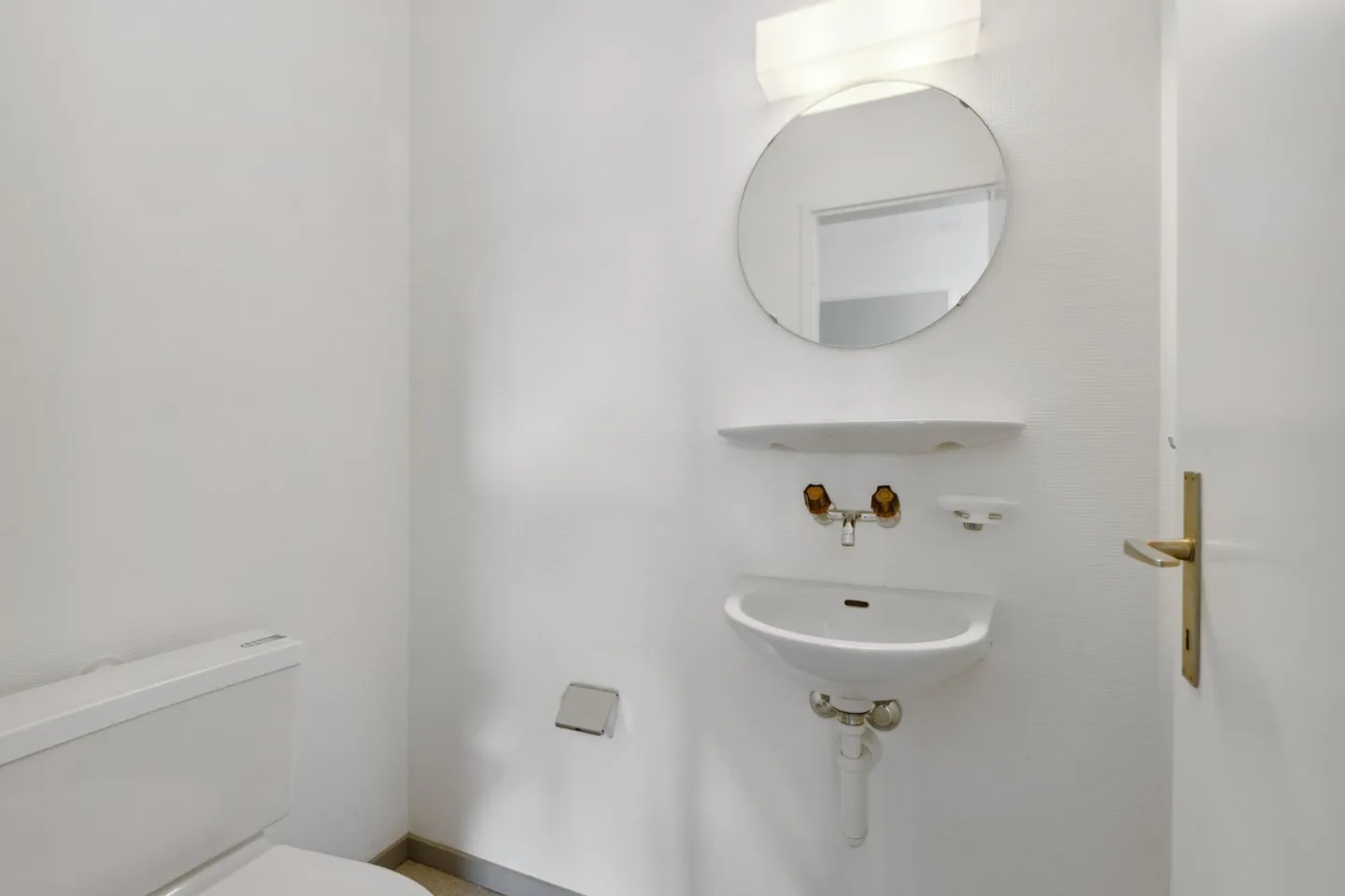 Charmante Wohnung mit Balkon - Foto 8 von 8