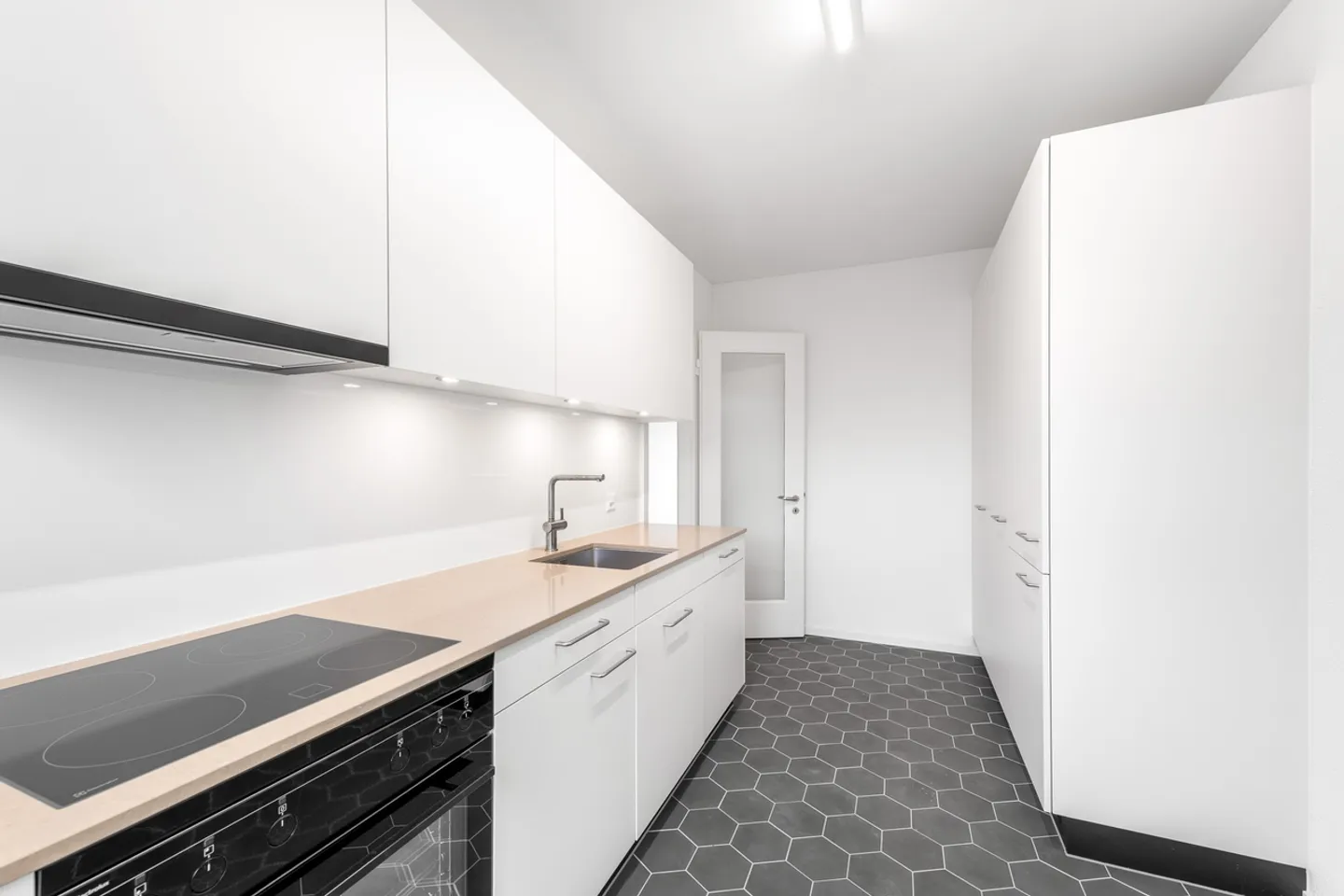 Au cœur de la ville - fraîchement rénové ! - Photo 8 sur 12