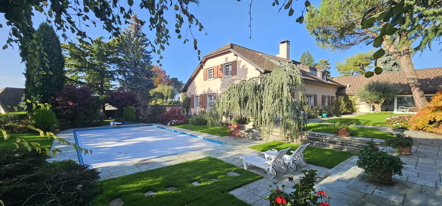 Bella proprietà ad Anières - Foto 1 di 2