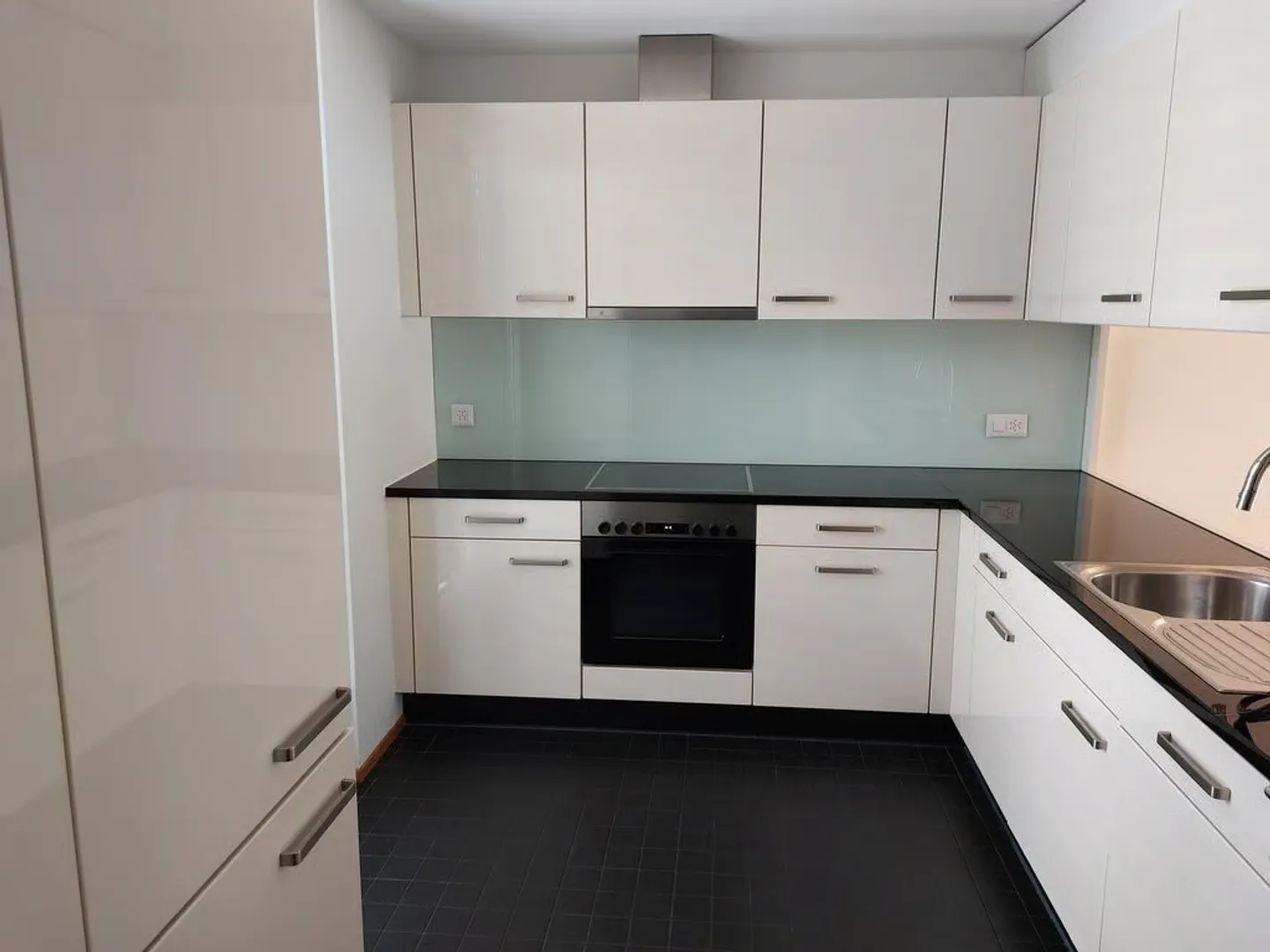 Appartement lumineux pour famille recherché ? - Photo 2 sur 7