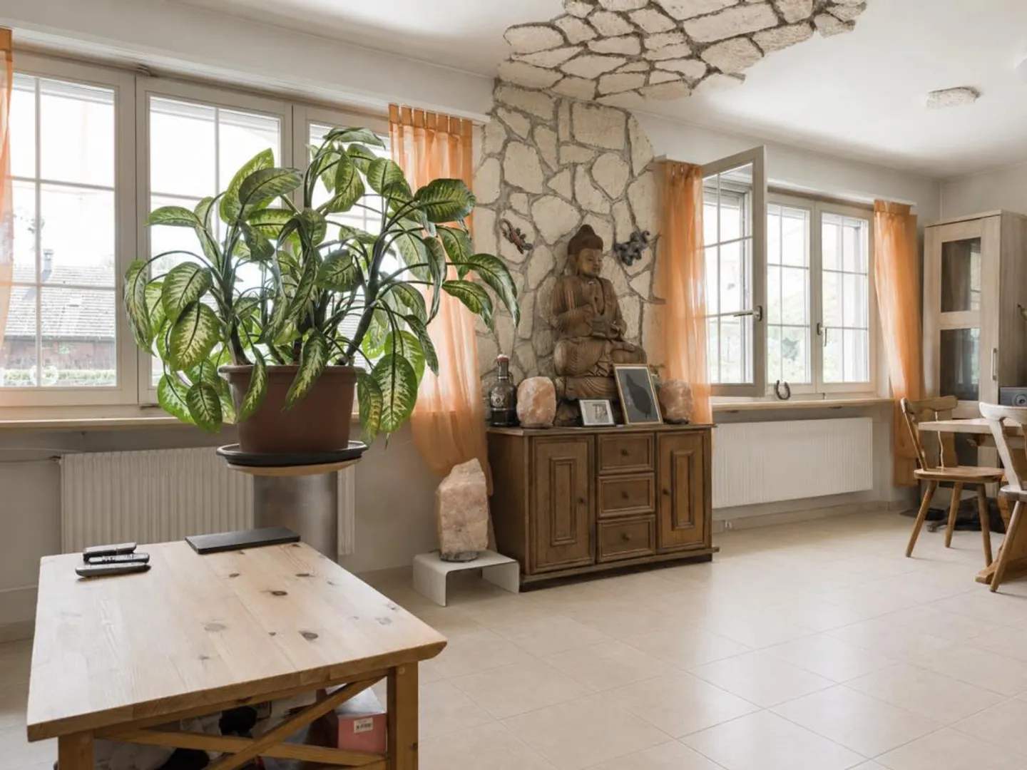 Maison individuelle de 6,5 pièces avec véranda, atelier et dépendances polyvalentes - Photo 7 sur 28