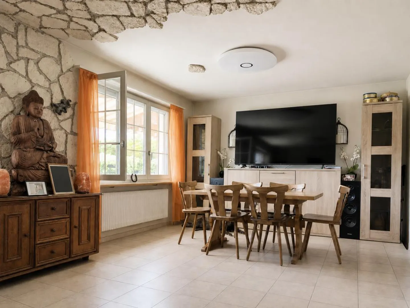 Maison individuelle de 6,5 pièces avec véranda, atelier et dépendances polyvalentes - Photo 6 sur 28