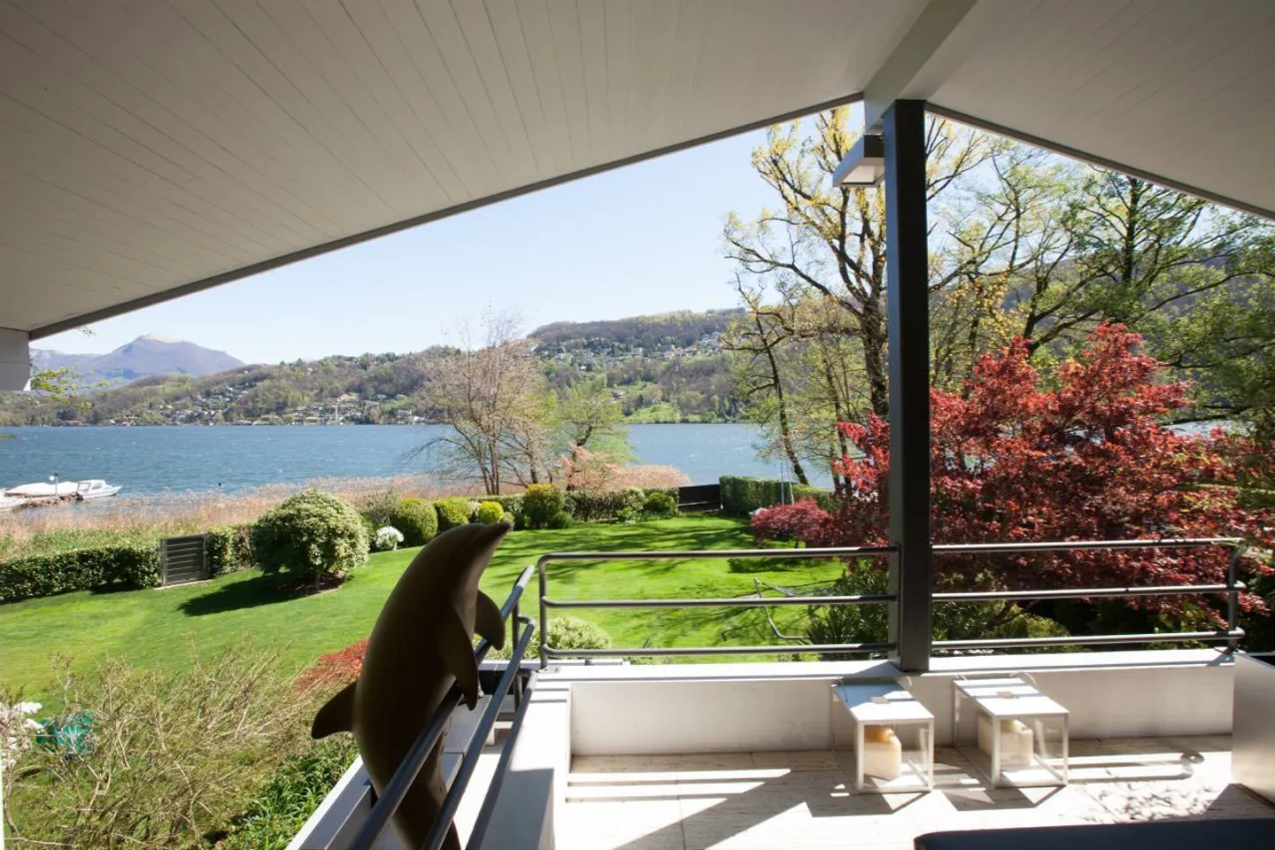 Luxury Villa by Lake Lugano - Photo 8 of 24