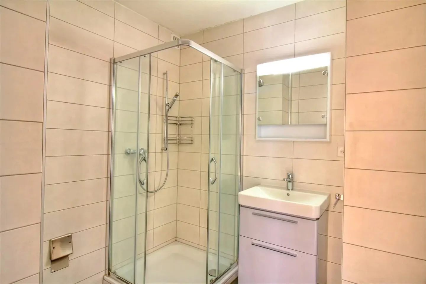 Bright 3.5-room apartment on the top floor - Photo 6 of 9