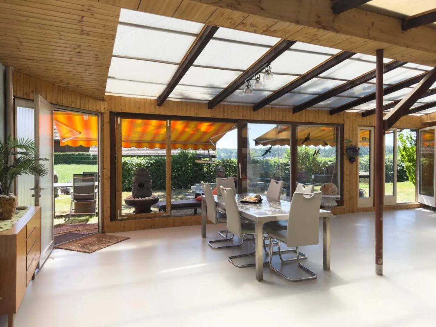 Maison individuelle de 6,5 pièces avec véranda, atelier et dépendances polyvalentes - Photo 12 sur 28