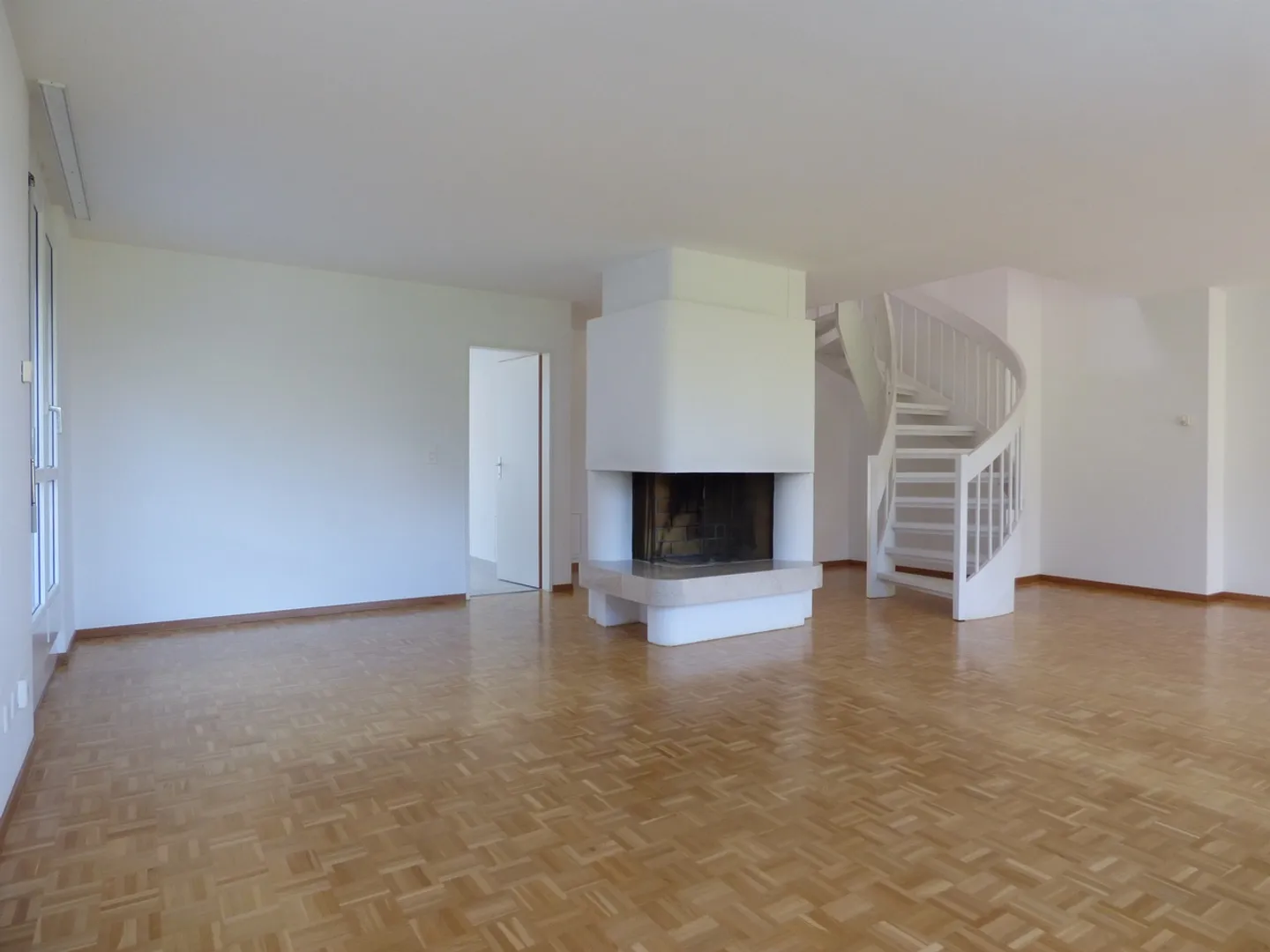 Moderne Dachmaisonette in Ruhiger Lage - Foto 3 von 7