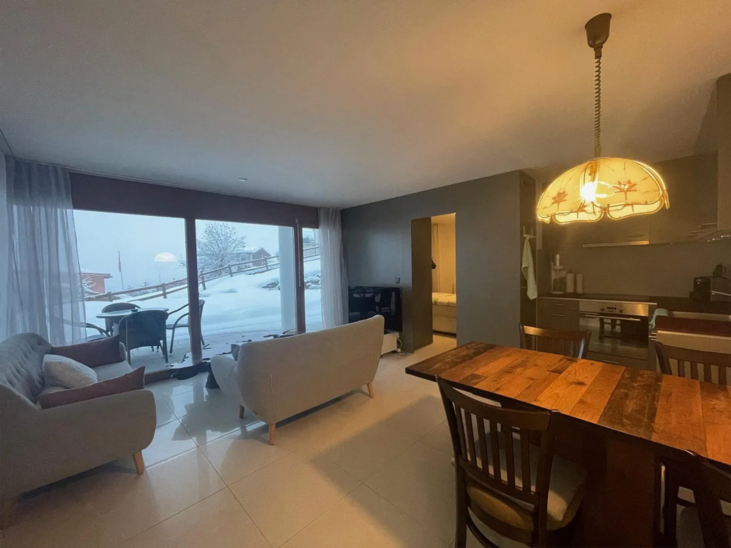 Appartement 5.5 pièces dans 2 unités en emplacement privilégié - Photo 2 sur 11