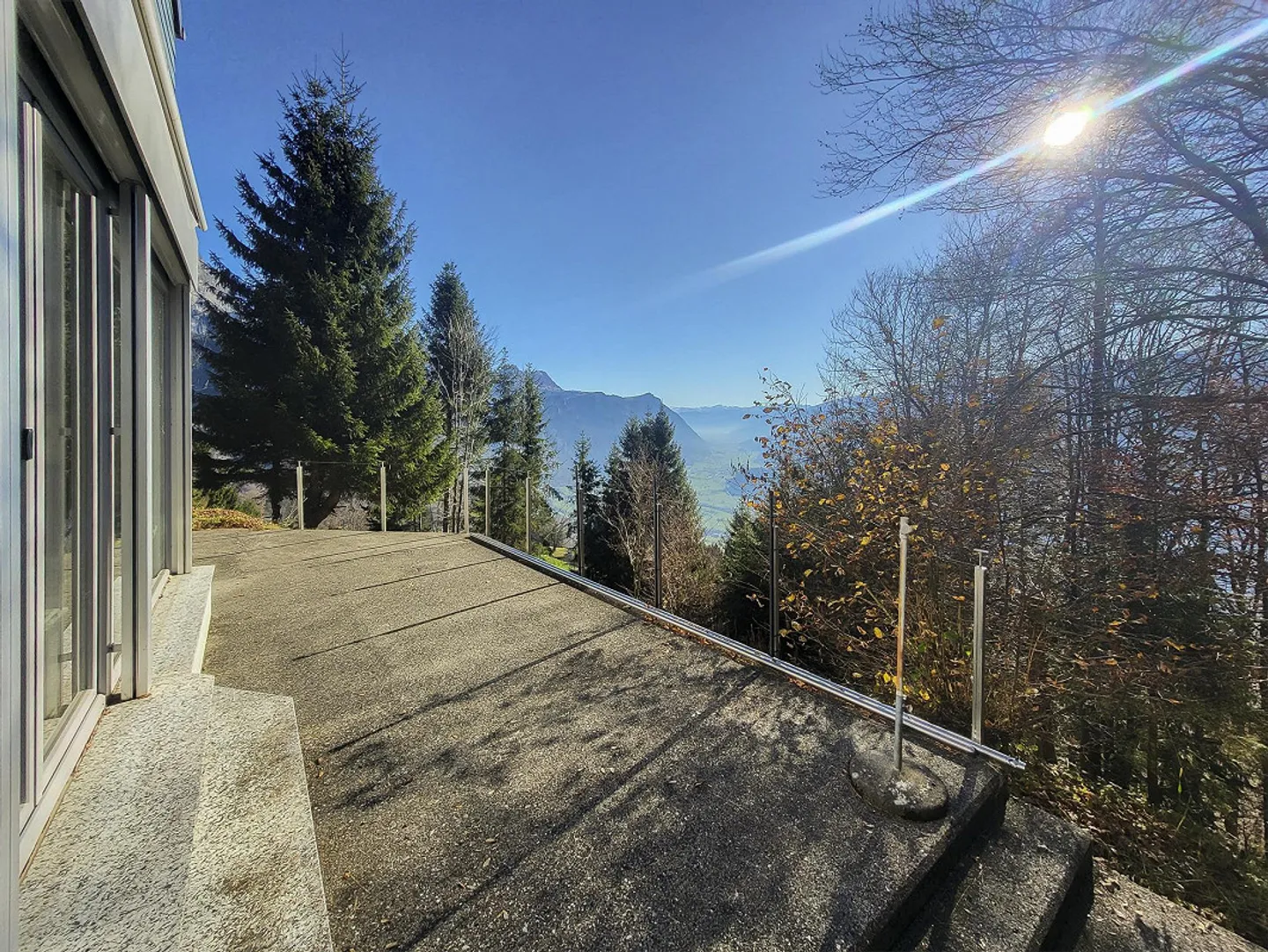 Modern Holiday Home with Charming Valley View - Photo 8 of 10