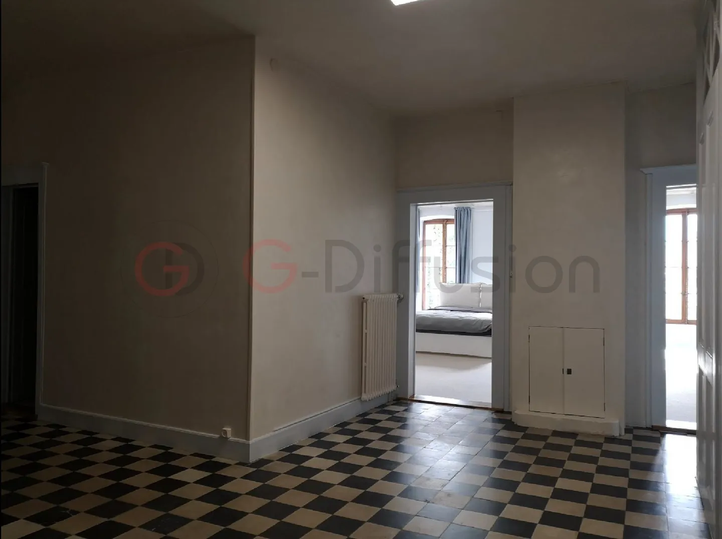 Bellissimo appartamento arredato di 3,5 stanze nel cuore di Vevey - Foto 6 di 14