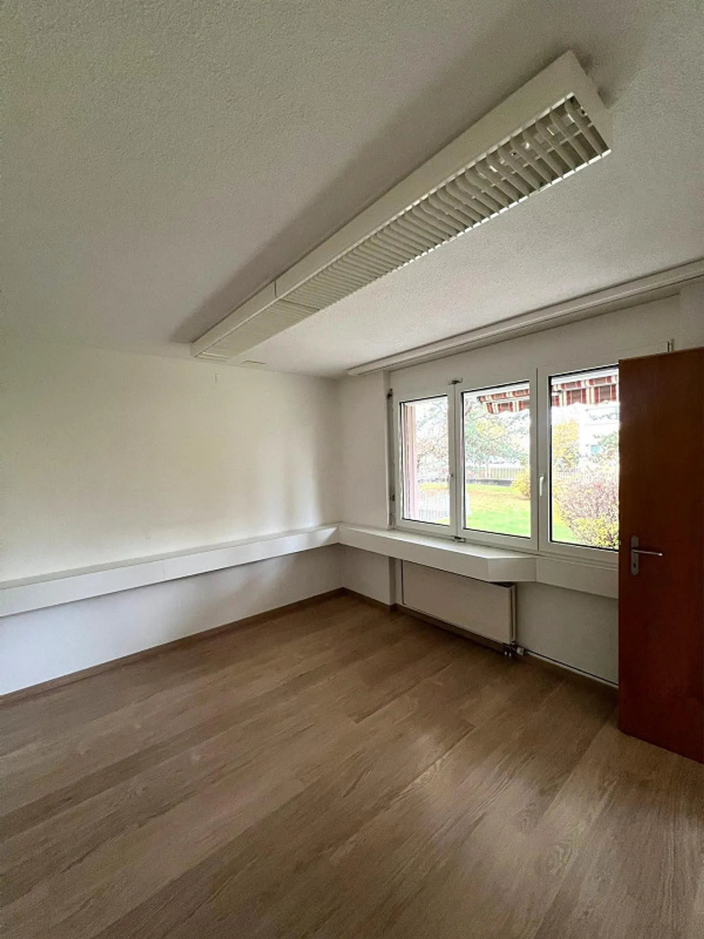 Your new practice / Your new office in a central location - Photo 5 of 10