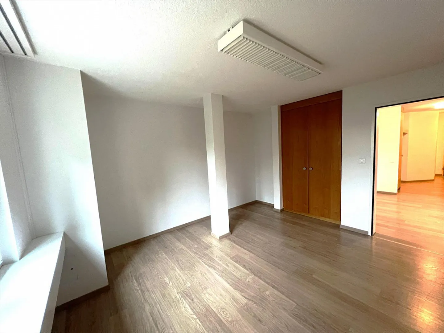 Your new practice / Your new office in a central location - Photo 3 of 10