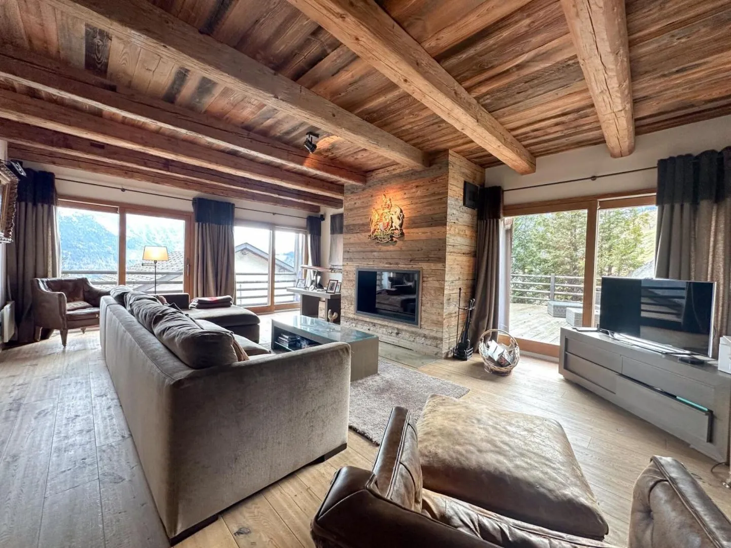 5.5-room chalet in Vens (Sembrancher) - Photo 1 of 13