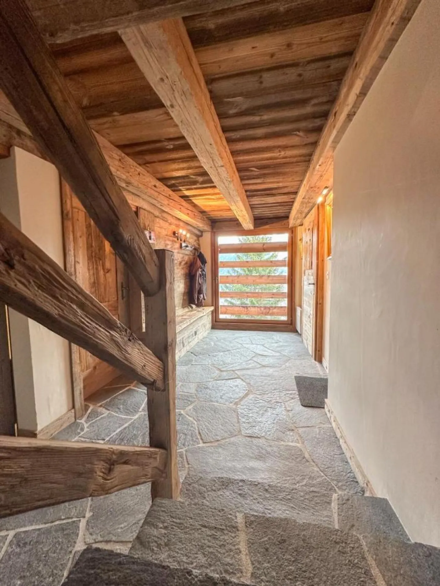 5.5-room chalet in Vens (Sembrancher) - Photo 9 of 13