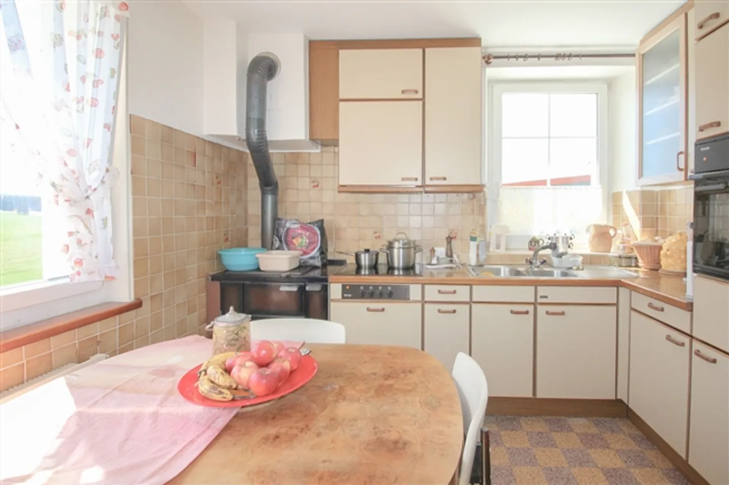 Casa unifamiliare con 2 appartamenti e garage
Ambiente bucolico - Foto 16 di 20