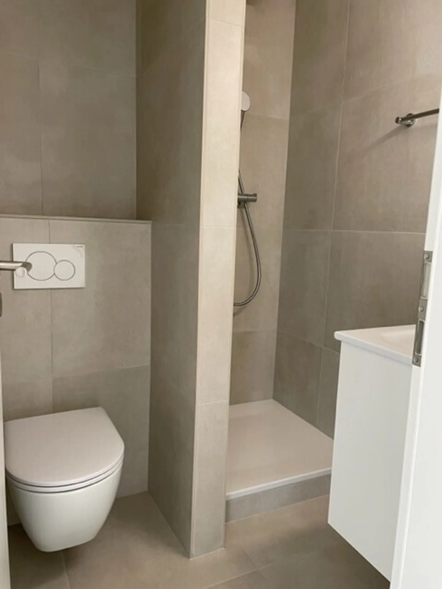 2.5-room apartment on the 1st floor completely renovated in June 2026 - Photo 4 of 6