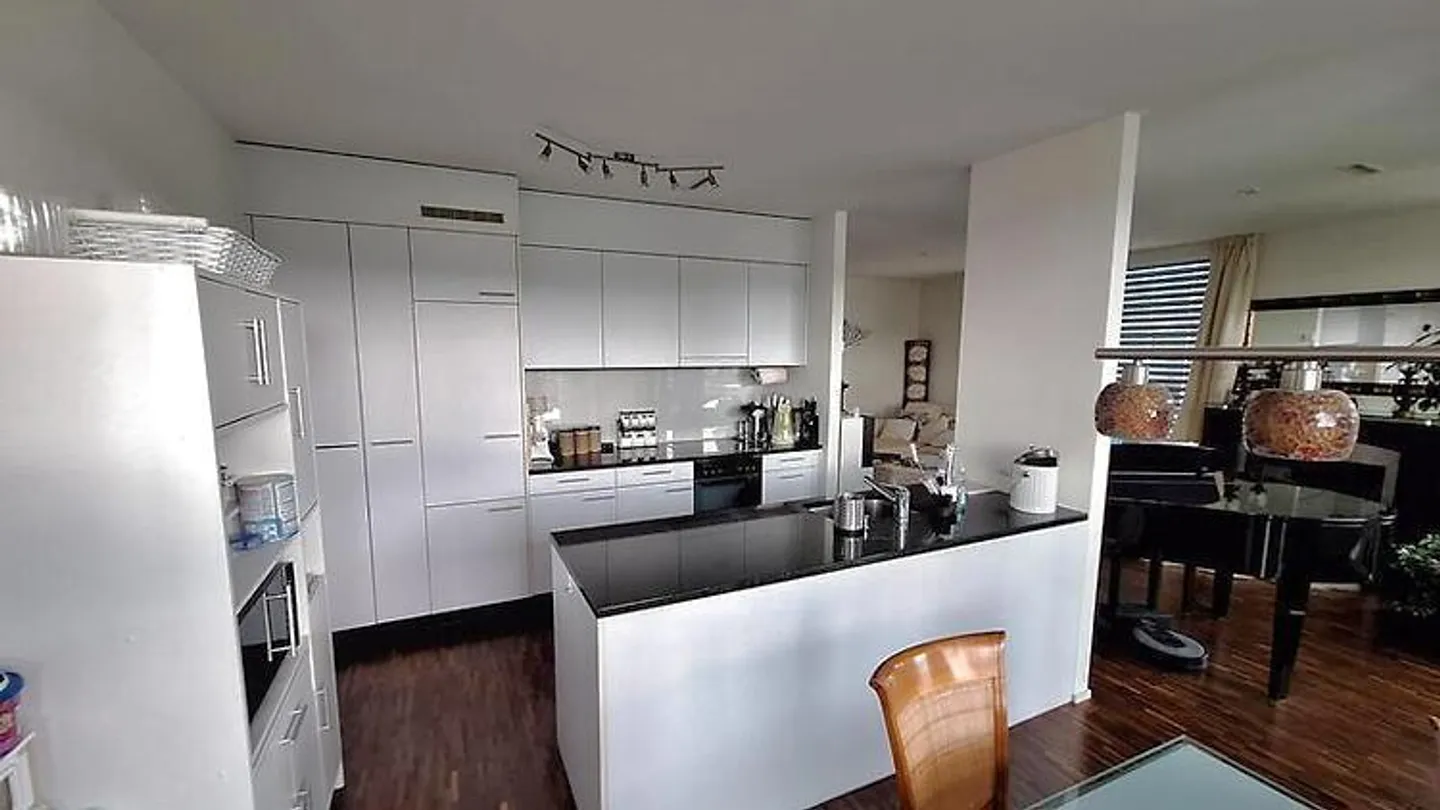 5½ ROOM APARTMENT IN ZURICH - DISTRICT 11 OERLIKON, FURNISHED, TEMPORARY - Photo 3 of 10