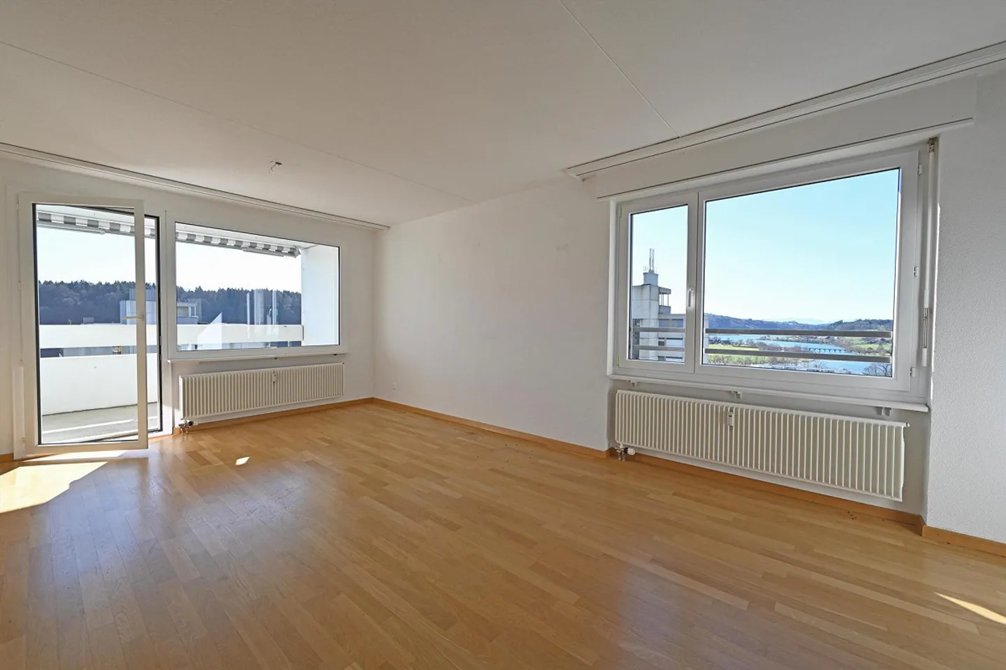 Modernes Apartment mit Seeblick - Foto 3 von 8