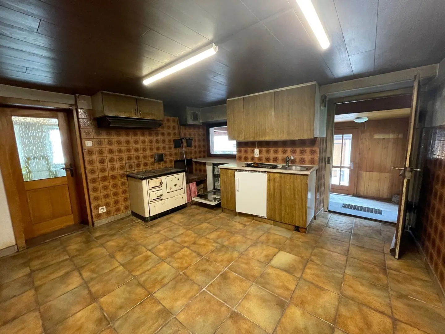 Propriété à rénover avec histoire et potentiel - Photo 7 sur 13