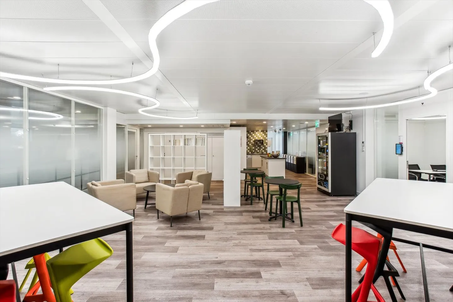 Surfaces de bureaux à louer secteur Acacias à Genève - Photo 5 sur 12