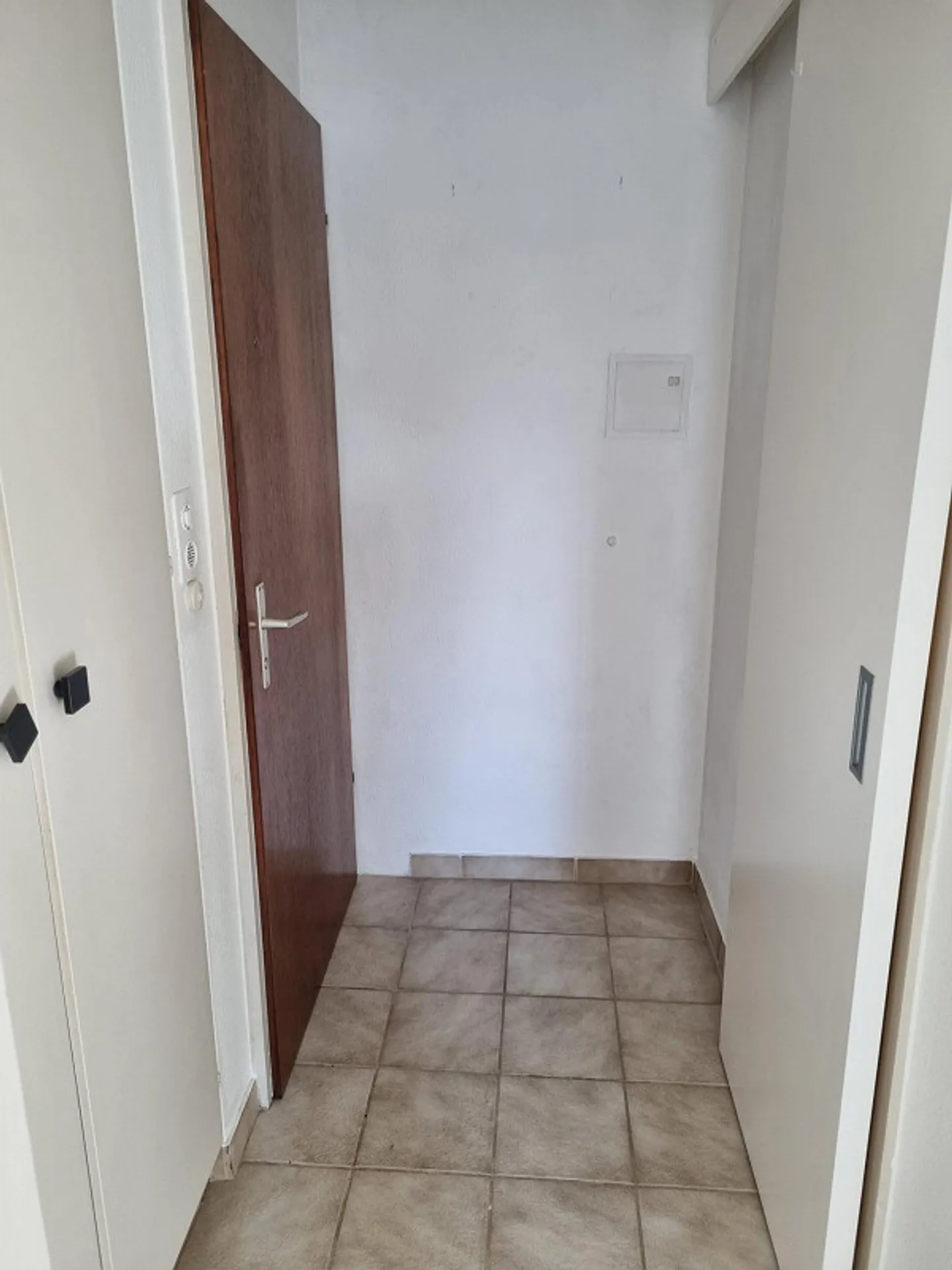 1 Room Apartment in the Popular Rotmonten District - Photo 4 of 5