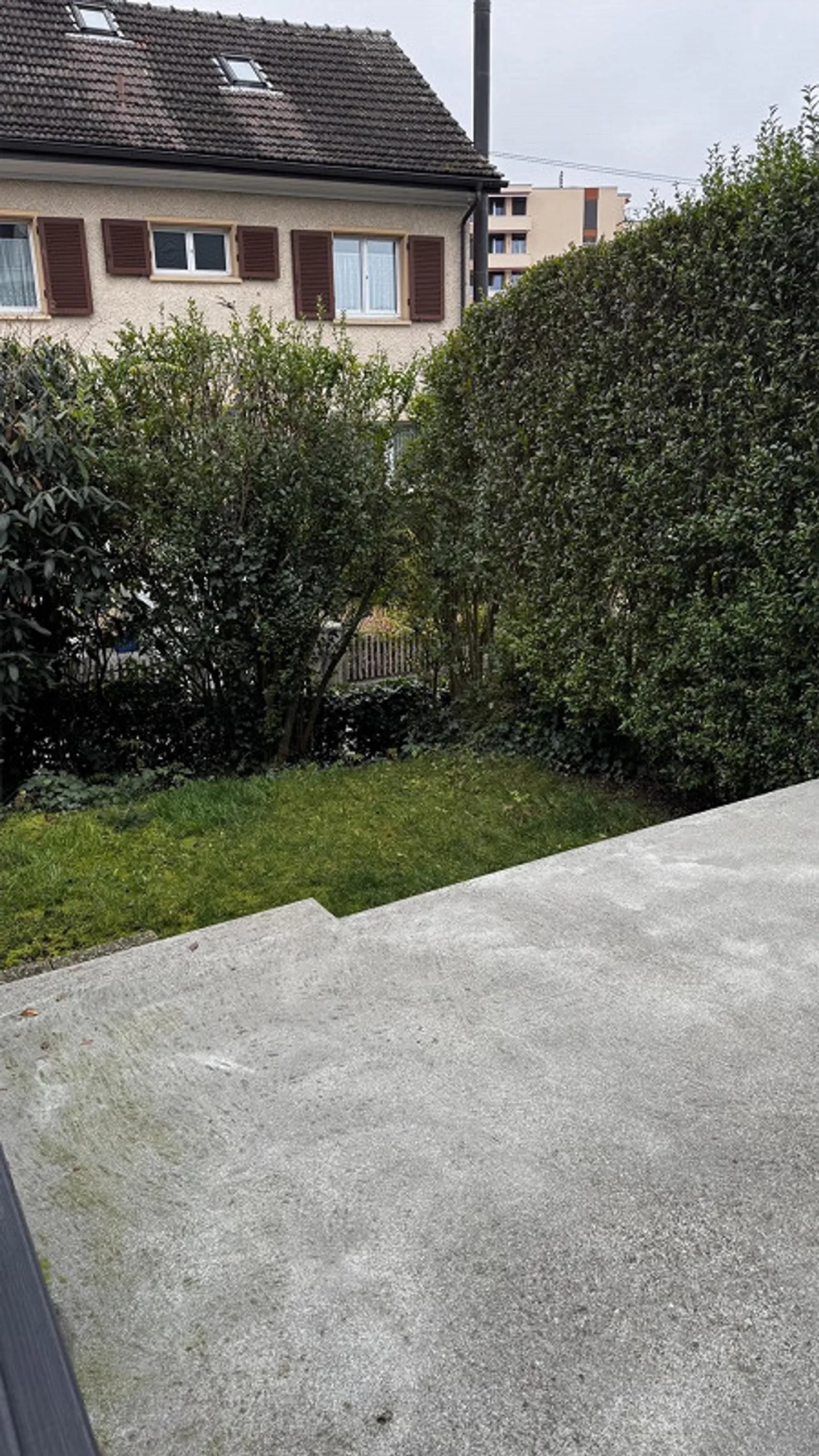 4.5 room apartment with approx. 112m2, large terrace/private garden, near the lake - Photo 4 of 16