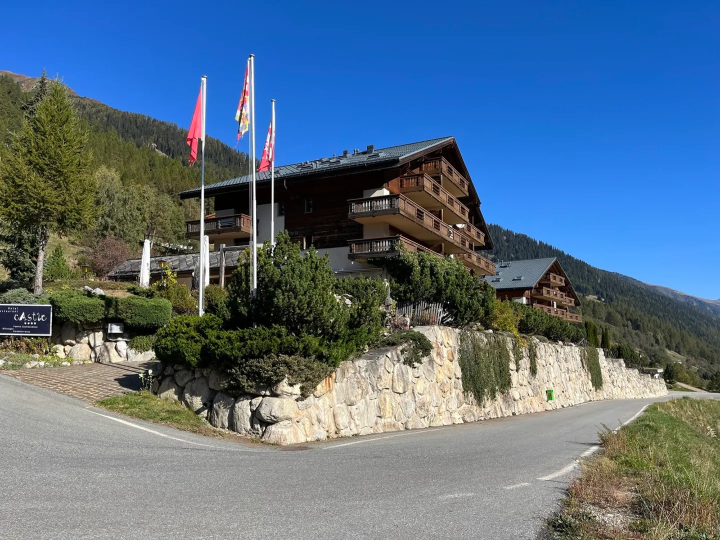 Appartamento 2,5 locali con vista panoramica sul Goms - Foto 1 di 9